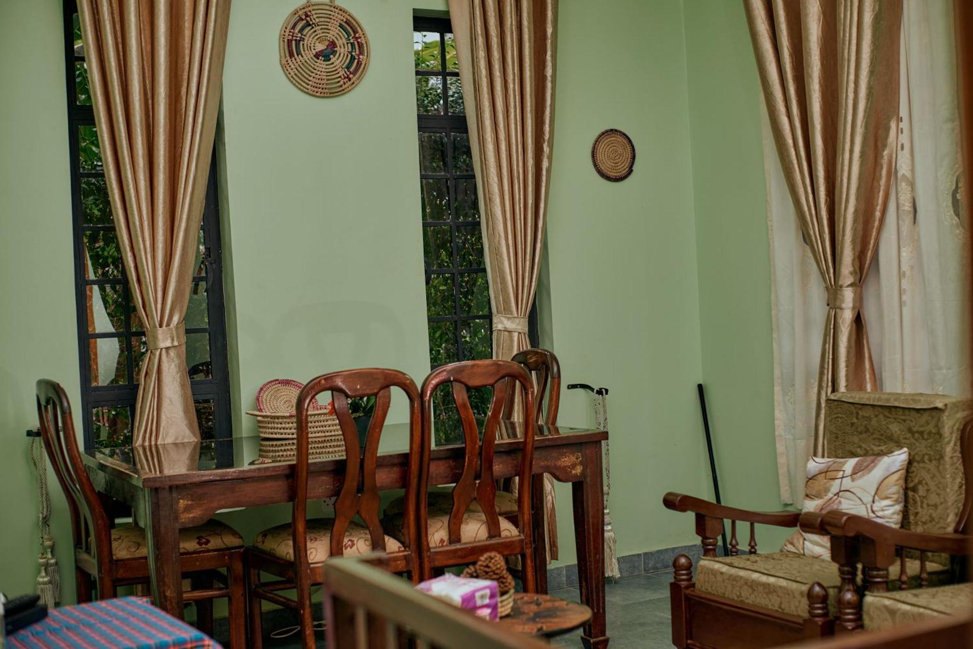 Apartment Mama Ket Homes *